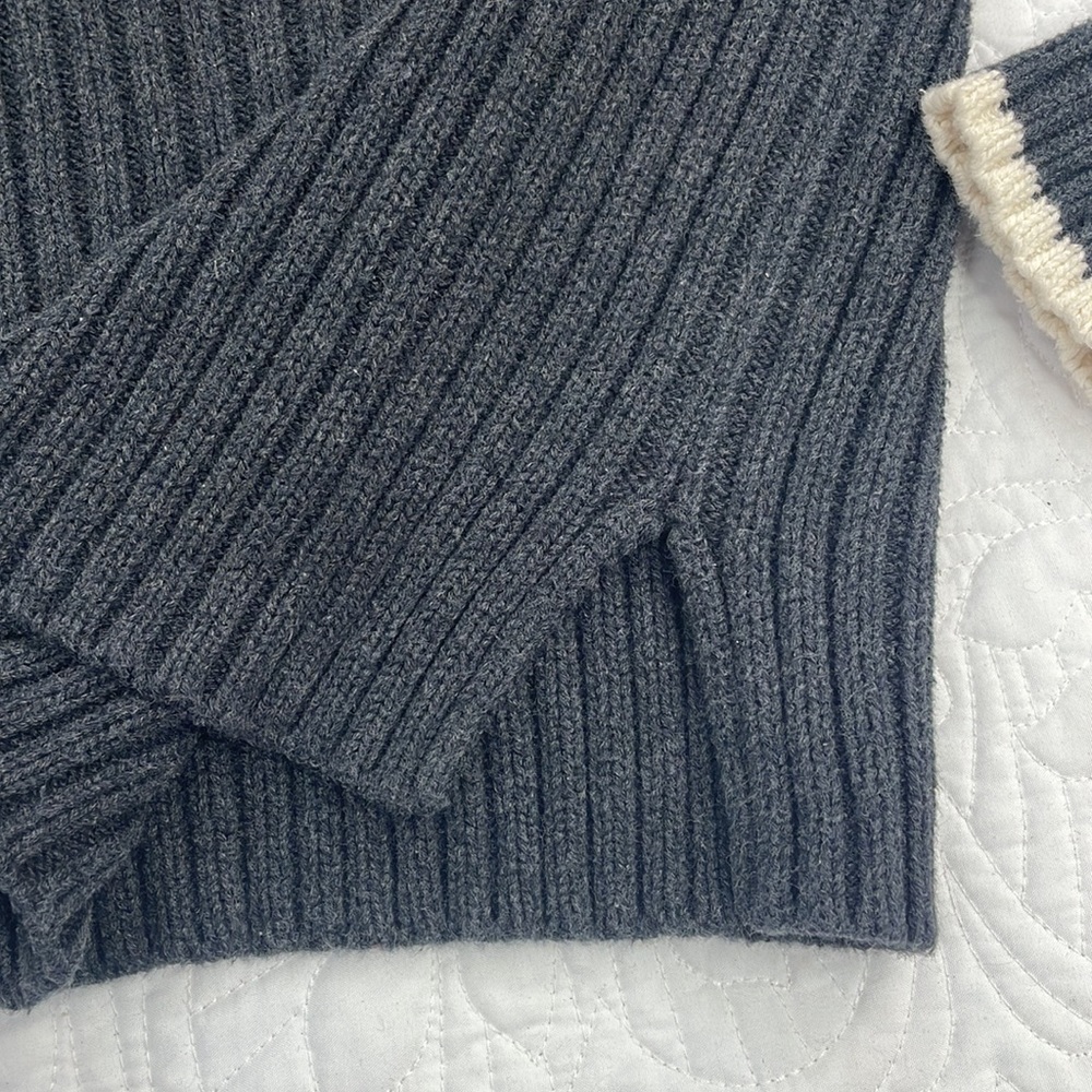Ralph Lauren Navy Ribbed Sweater with American Flag Patch - Picture 5 of 6